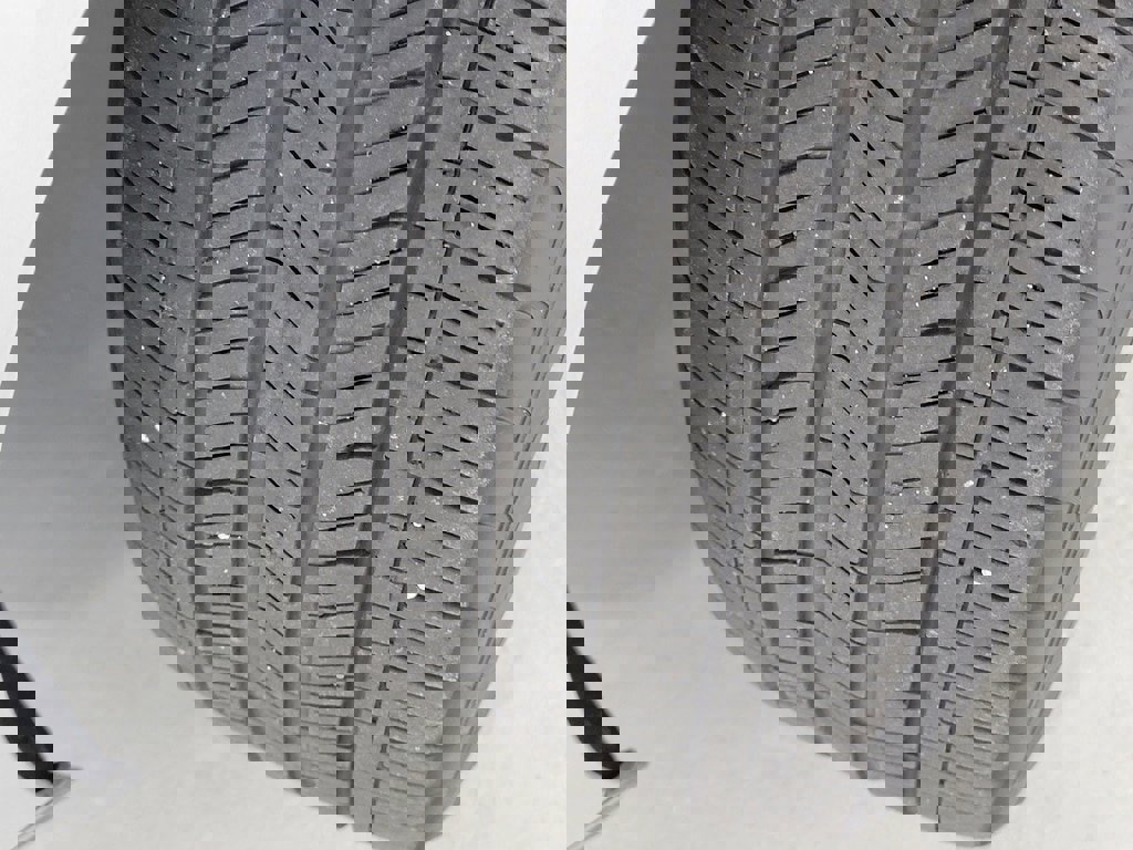 Used 2020 Buick Enclave Essence image 32