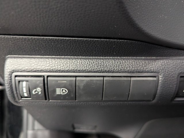 Used 2024 Toyota Corolla LE FWD image 13