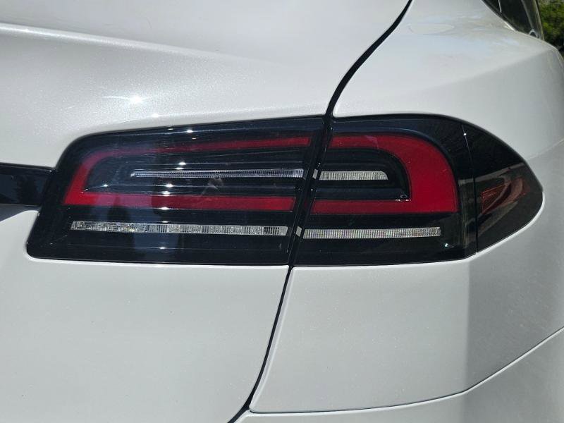 Used 2023 Tesla Model S AWD image 30