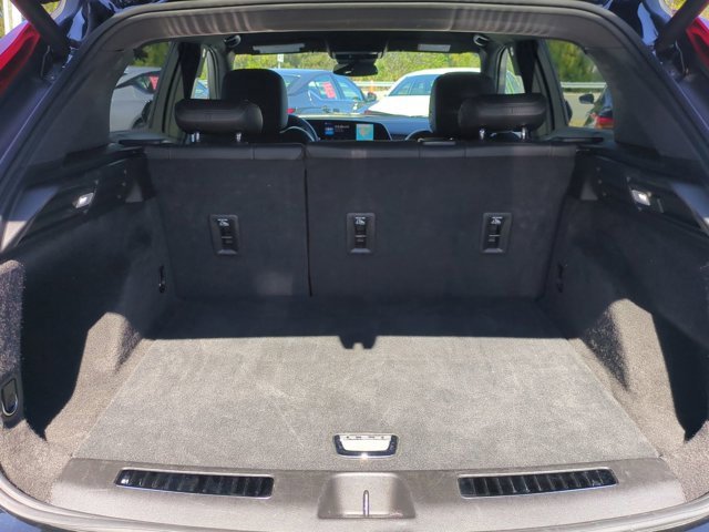 Used 2025 Cadillac XT4 Premium Luxury image 14