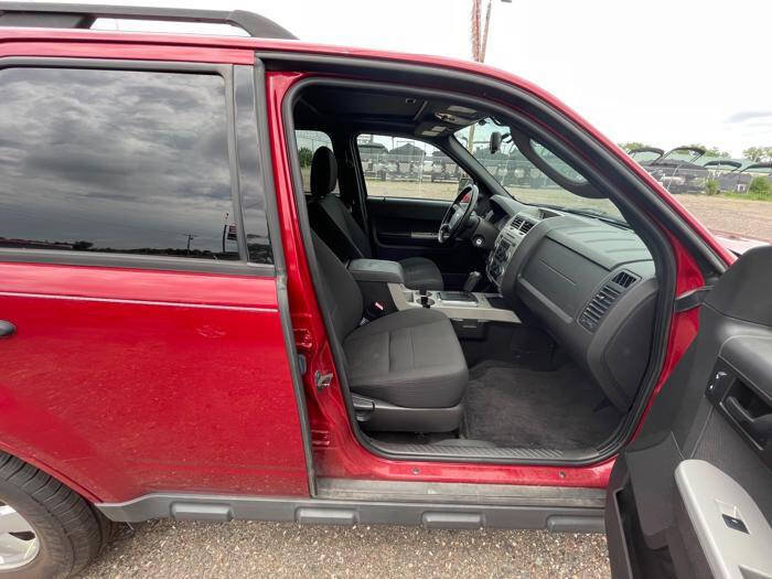 Used 2010 Ford Escape XLT AWD/4WD image 30