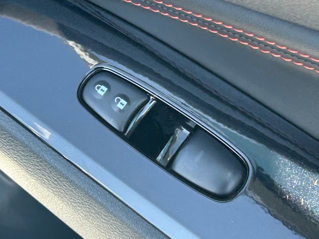 Used 2023 Nissan Altima 2.5 SR FWD image 35