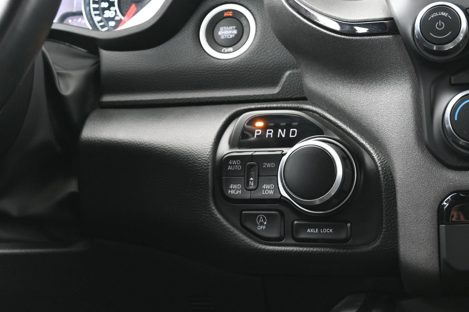 Used 2023 RAM 1500 Lone Star AWD/4WD image 38