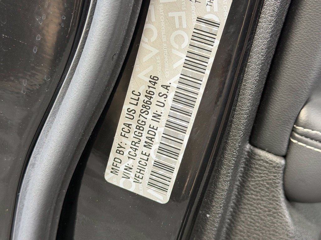 Certified 2025 Jeep Grand Cherokee Limited w/ Luxury Tech Group II RWD image 23