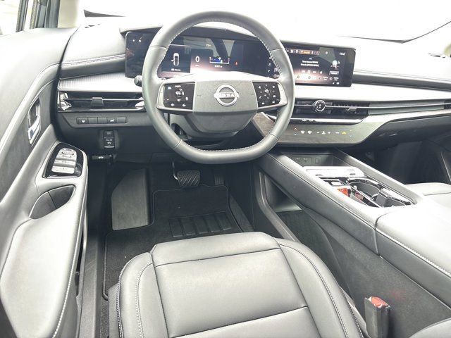 Used 2025 Nissan Murano SV FWD image 16