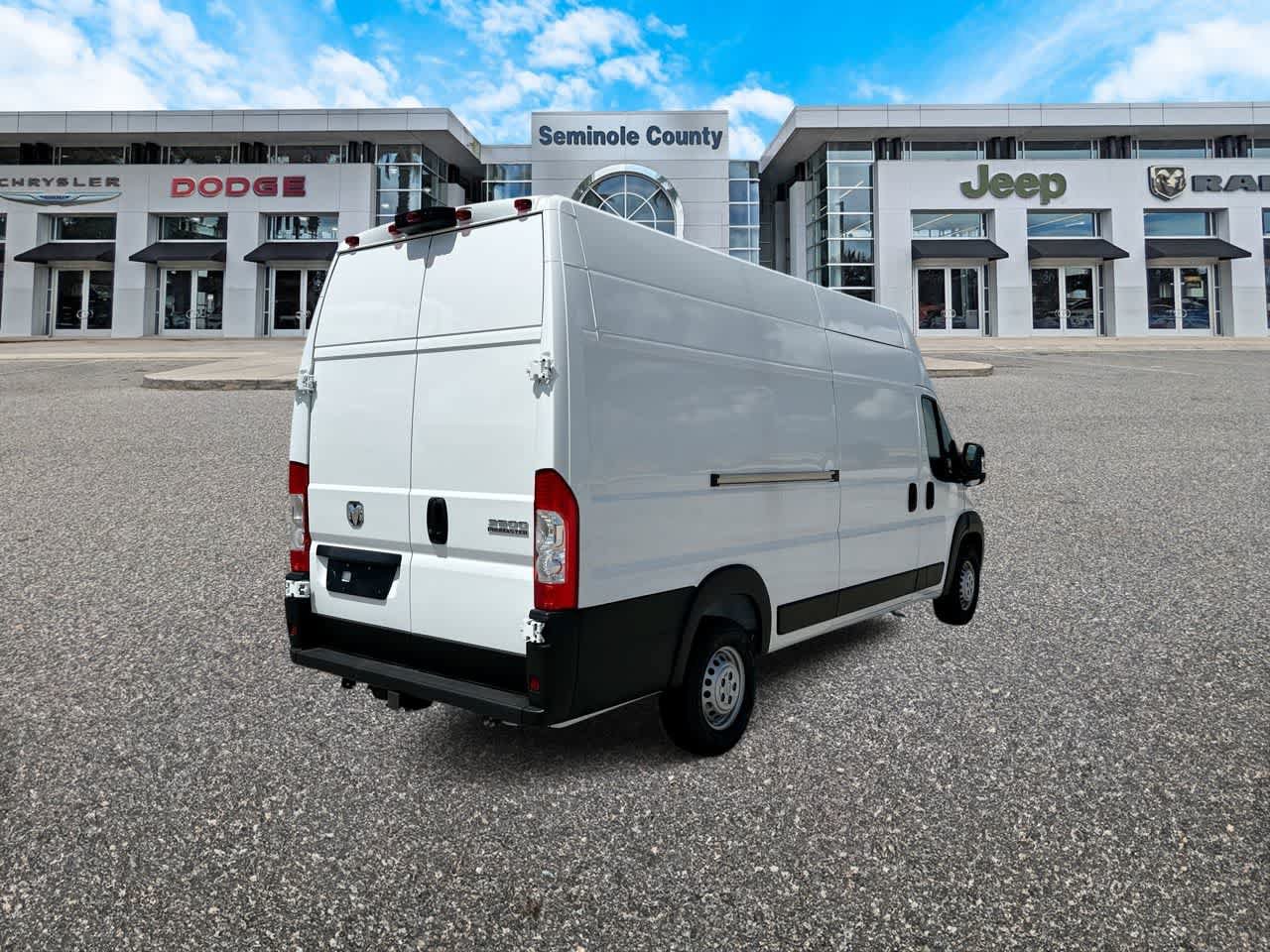 New 2026 RAM ProMaster 3500 w/ Premium Convenience Group FWD image 8
