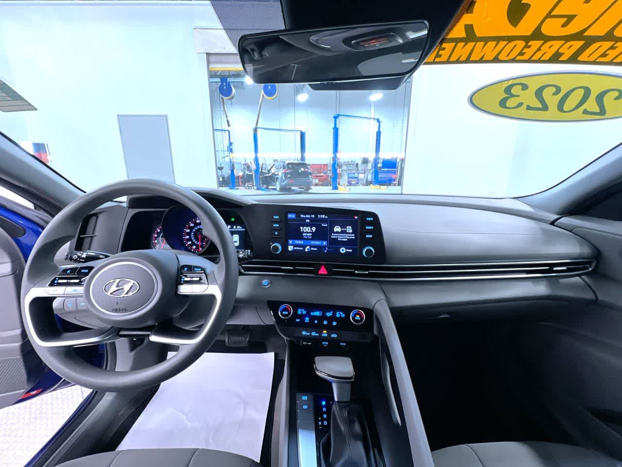 Used 2023 Hyundai Elantra SEL FWD image 23
