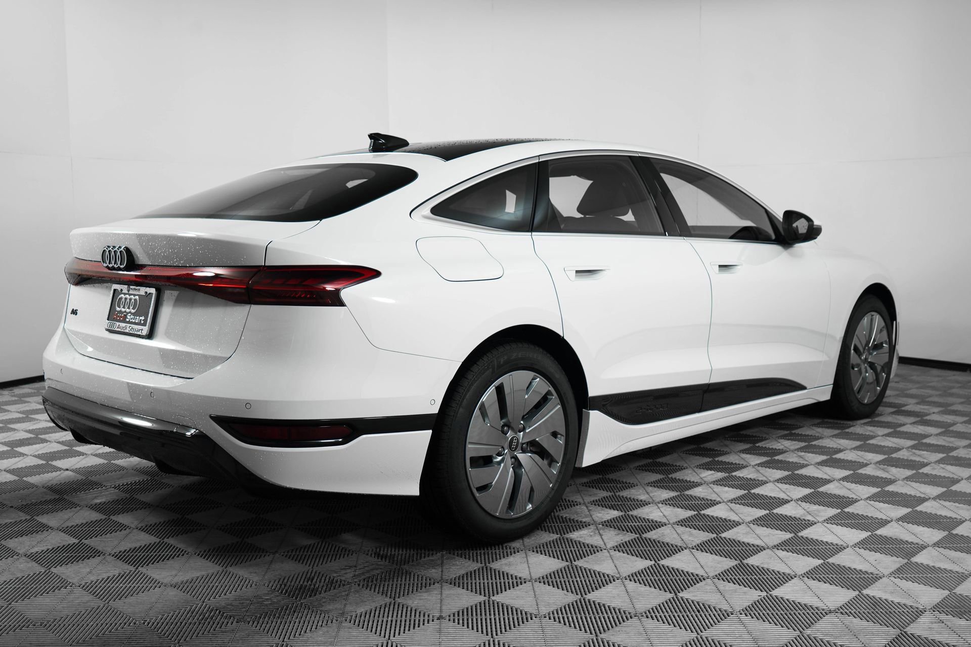 New 2025 Audi A6 e-tron Premium image 7