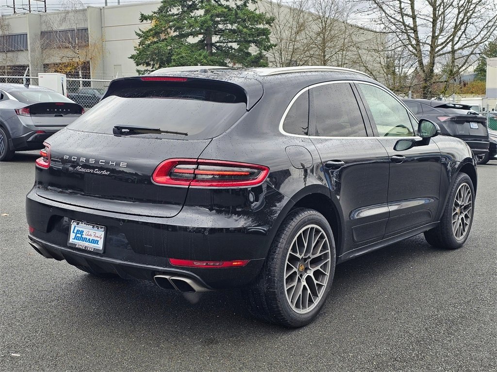 Used 2016 Porsche Macan Turbo image 5