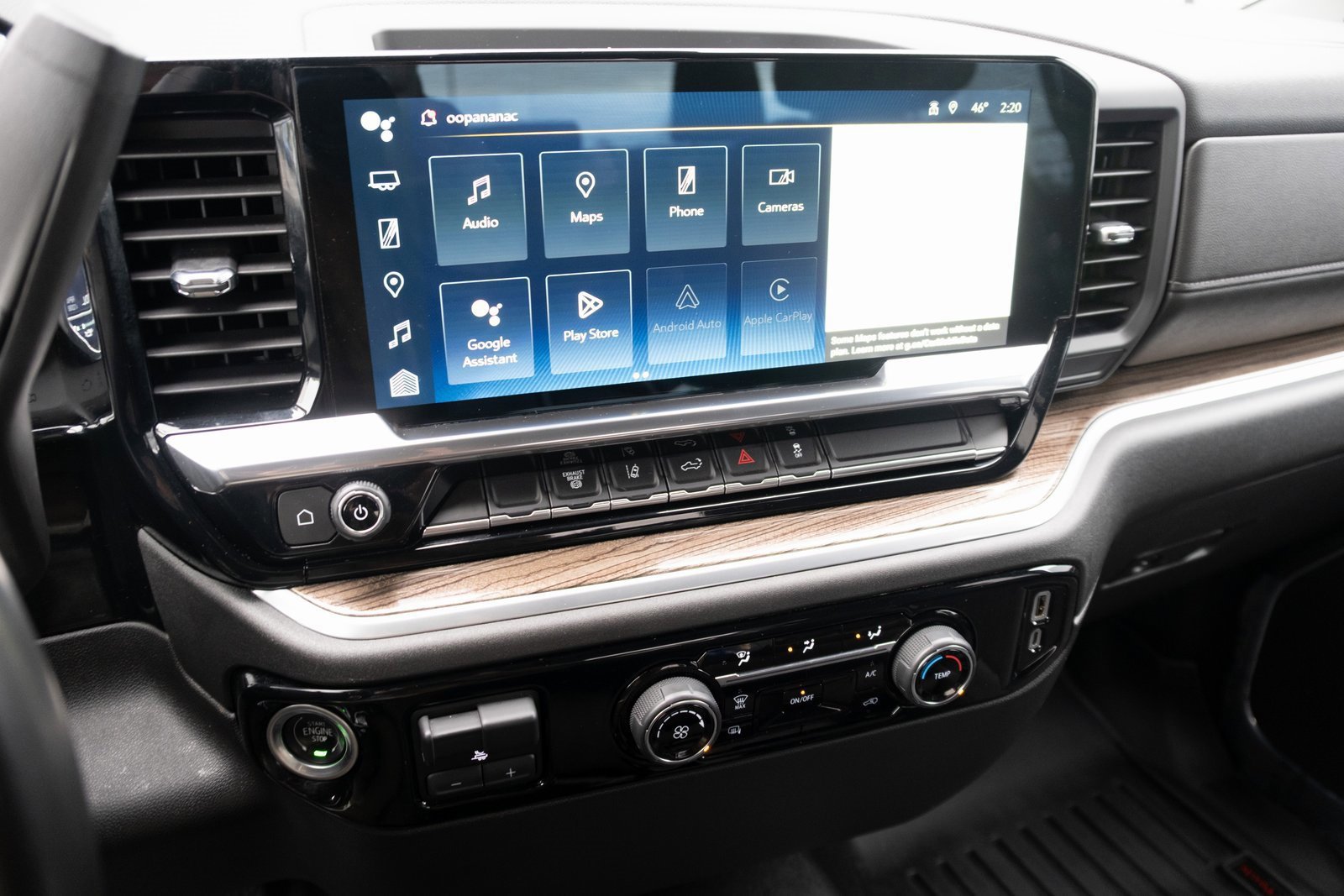 Used 2024 Chevrolet Silverado 3500 LT image 3