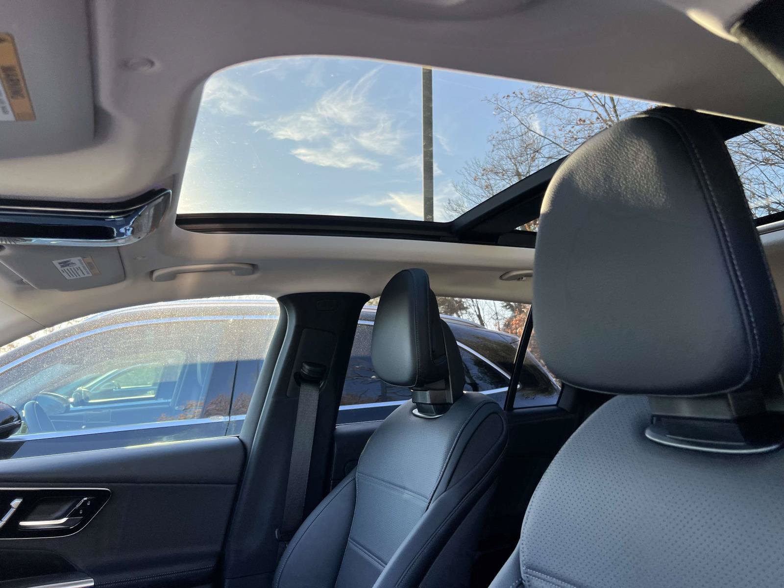 Certified 2025 Mercedes-Benz GLC 350e 4MATIC image 24