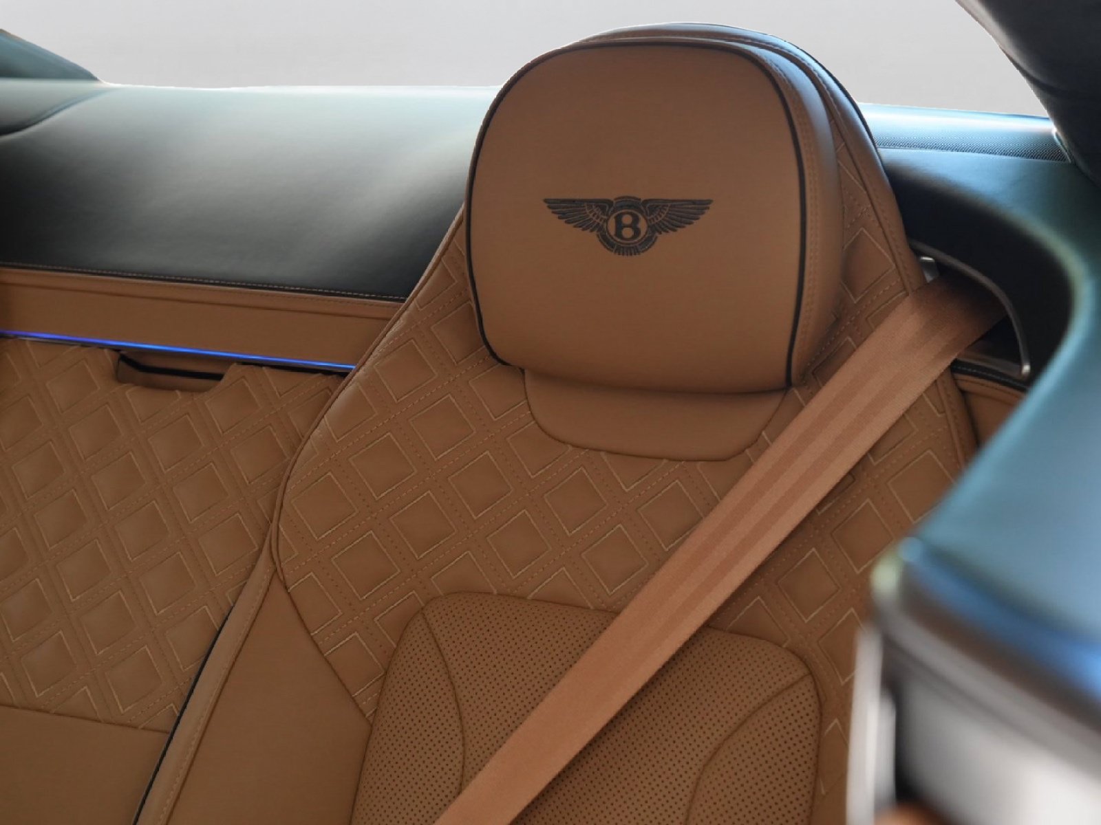 Used 2022 Bentley Continental GT Speed AWD/4WD image 33