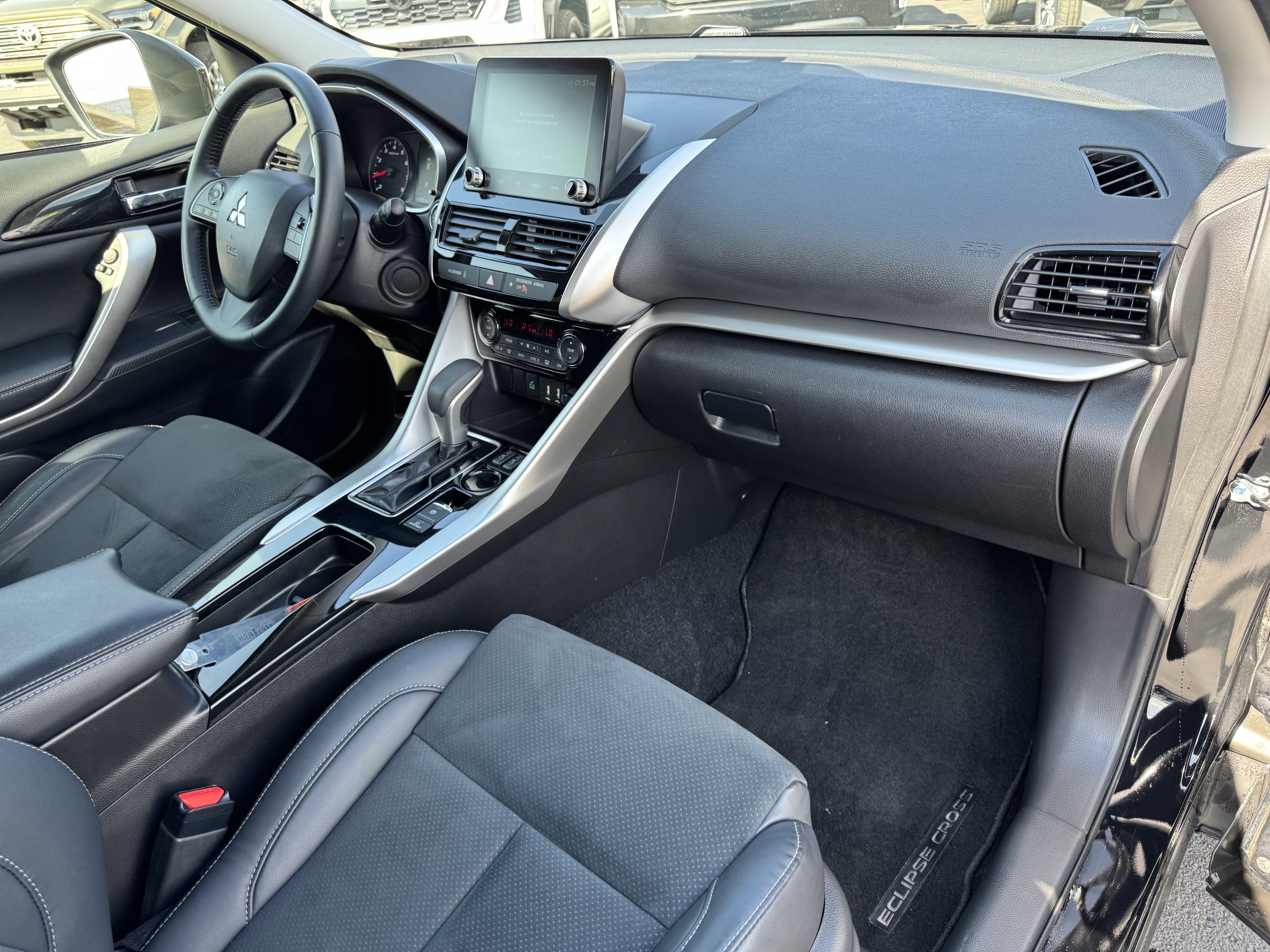 Used 2022 Mitsubishi Eclipse Cross SE image 39