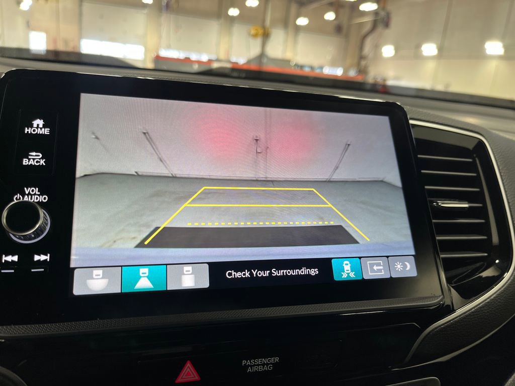 Certified 2025 Honda Ridgeline Black Edition image 18