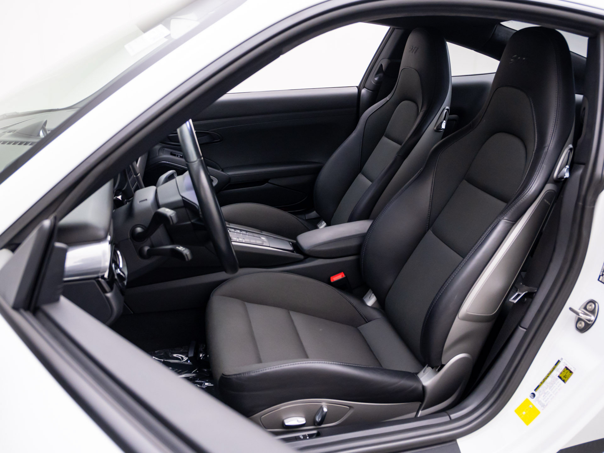 Used 2019 Porsche 911 Carrera T RWD image 5