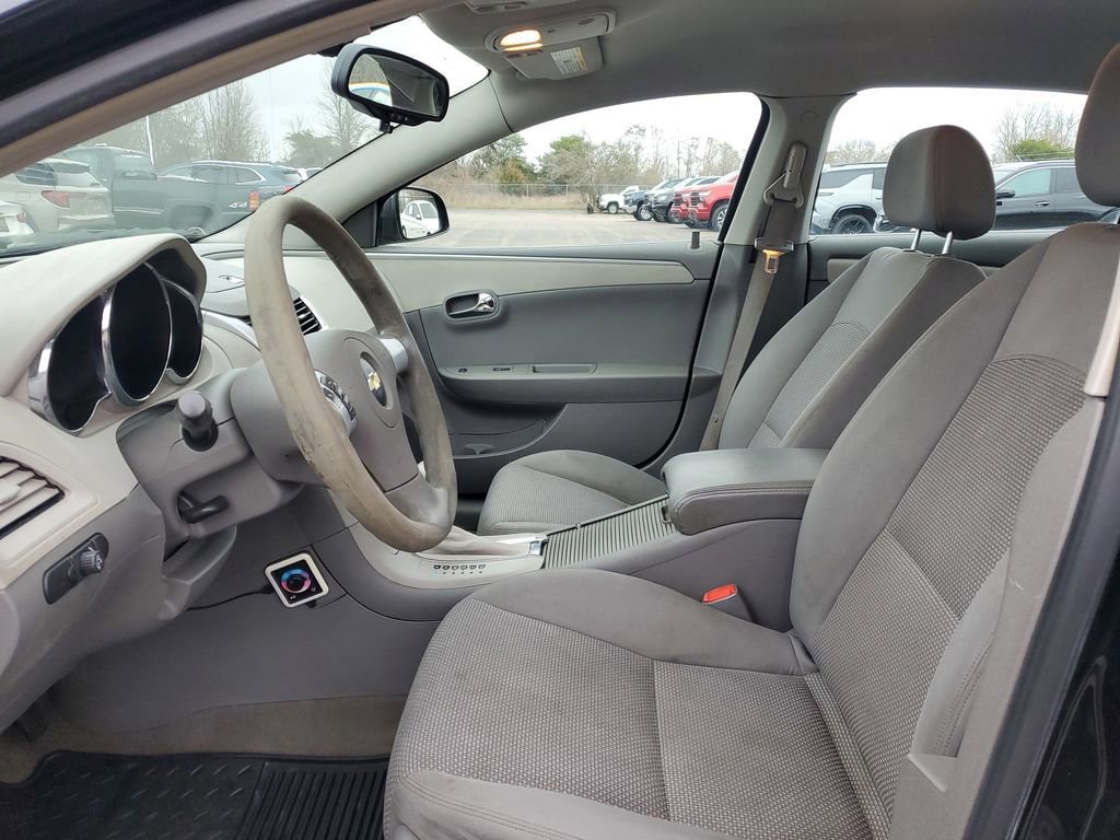 Used 2009 Chevrolet Malibu LS FWD image 5