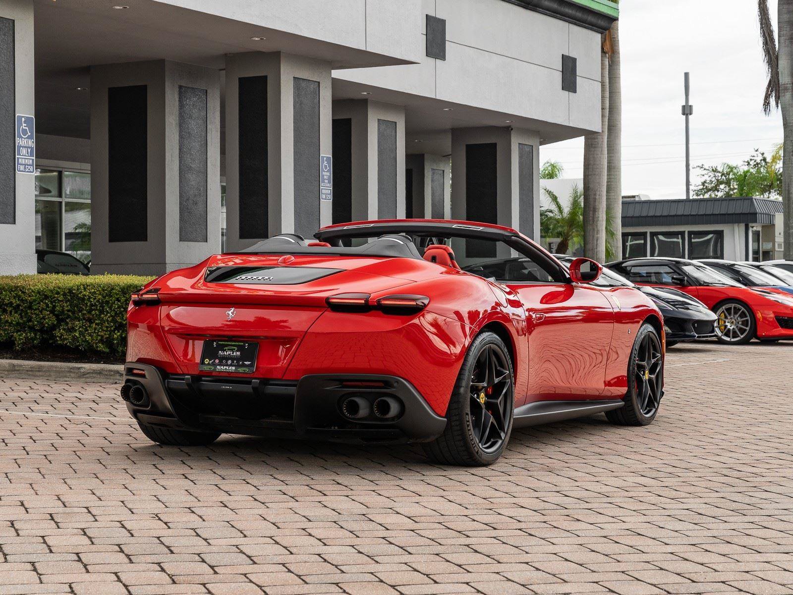 Used 2024 Ferrari Roma Spider RWD image 16