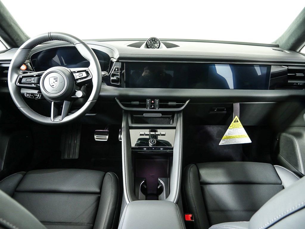 Used 2025 Porsche Macan Turbo Electric image 22