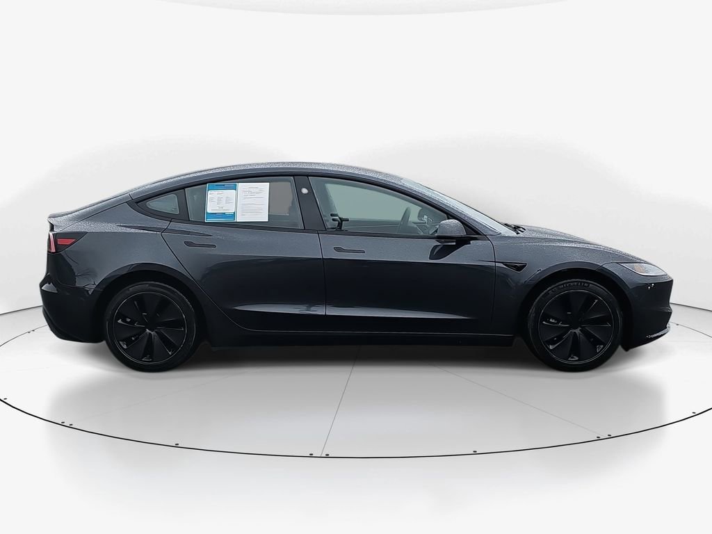 Used 2024 Tesla Model 3 Standard Range image 3