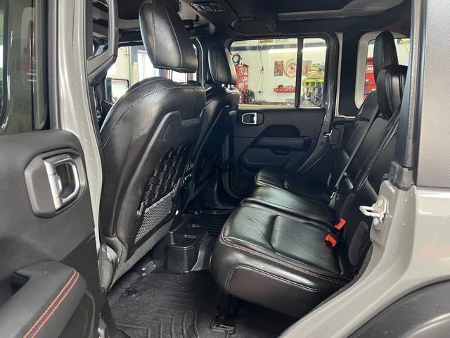 Used 2022 Jeep Wrangler Unlimited Rubicon w/ Cold Weather Group image 8