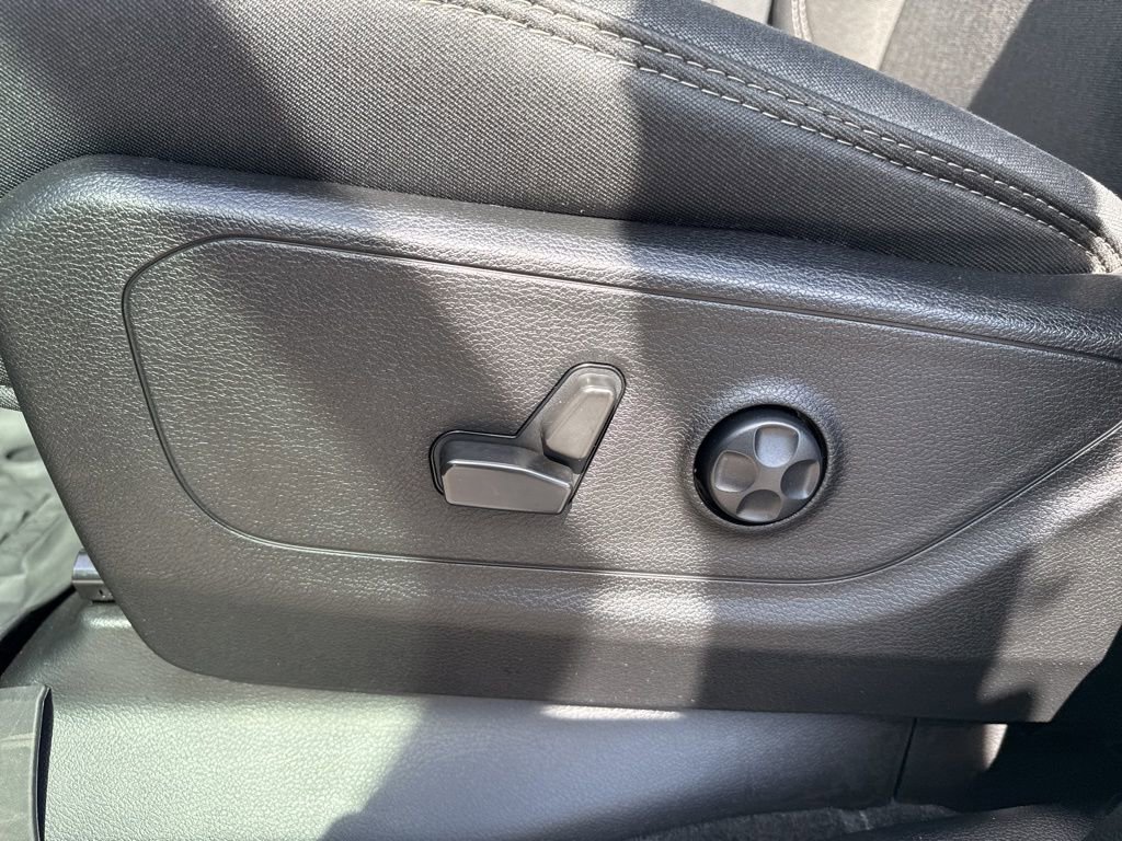 Used 2021 RAM 1500 Big Horn AWD/4WD image 10