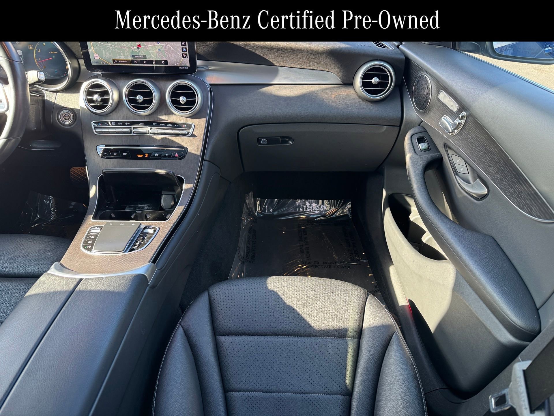 Used 2022 Mercedes-Benz GLC 300 4MATIC image 17