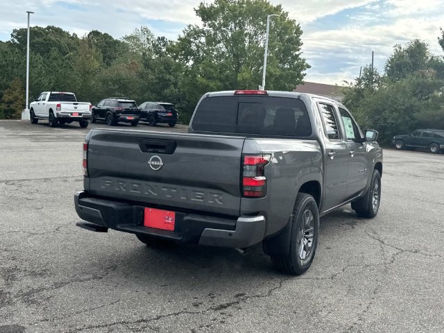 New 2027 Nissan Frontier SV RWD image 4