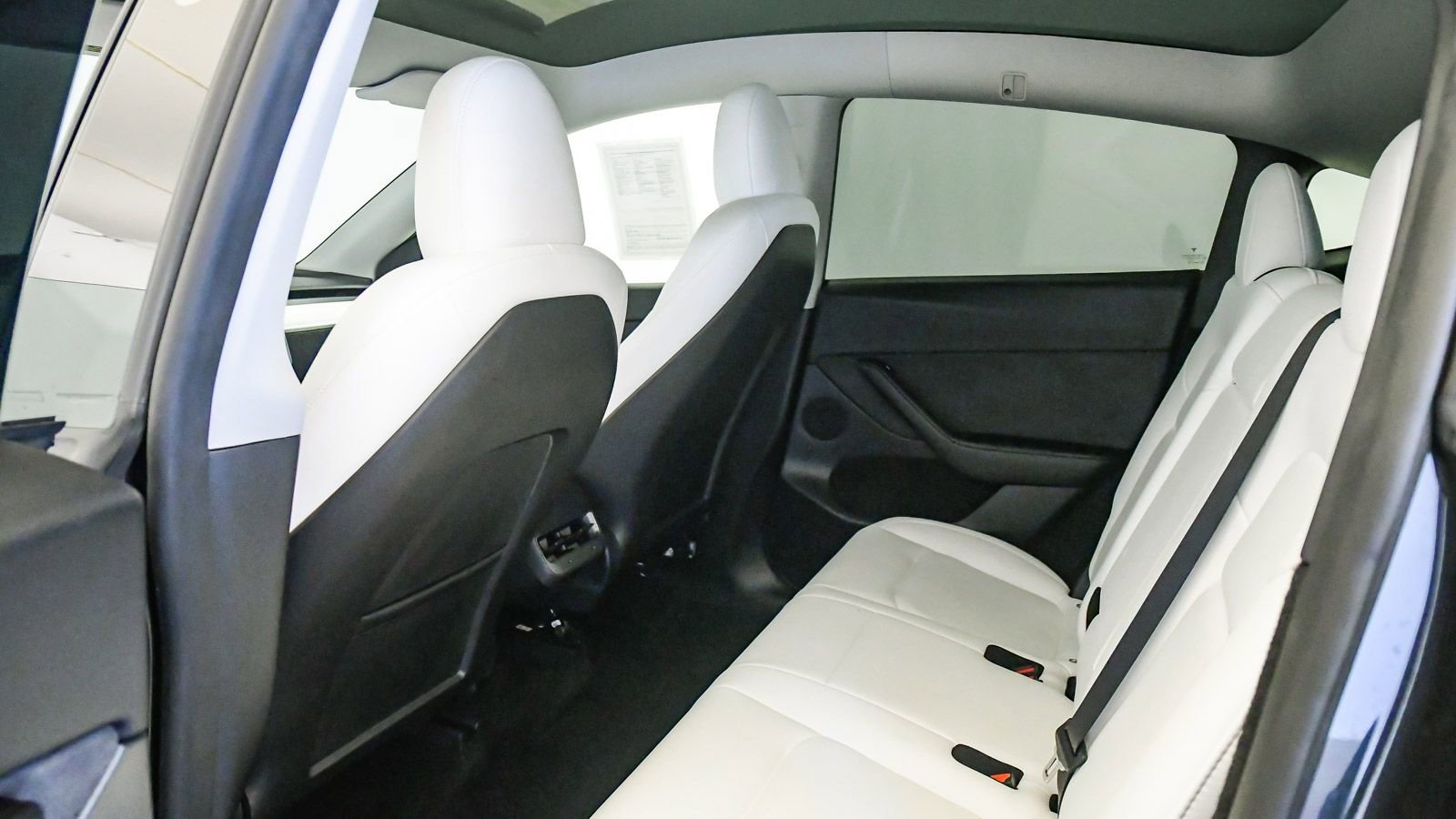 Used 2024 Tesla Model Y Performance AWD/4WD image 19