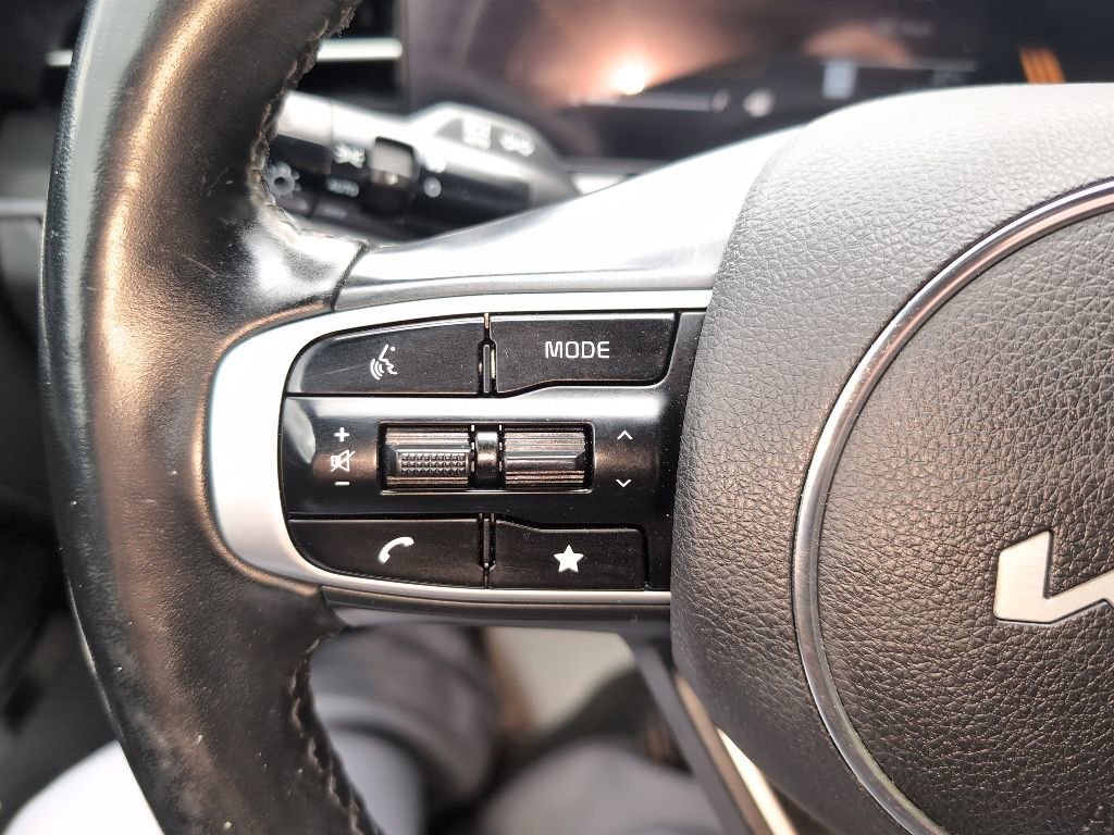Used 2025 Kia K5 GT-Line w/ GT-Line Premium Package AWD/4WD image 16