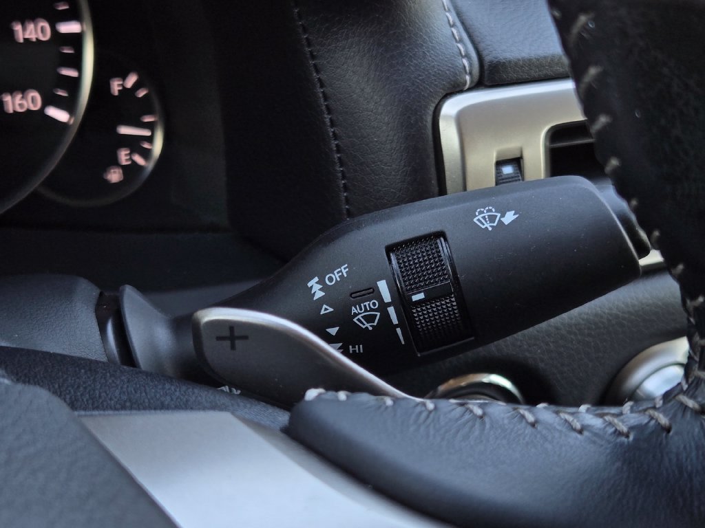 Used 2016 Lexus GS 200t w/ Premium Package RWD image 33