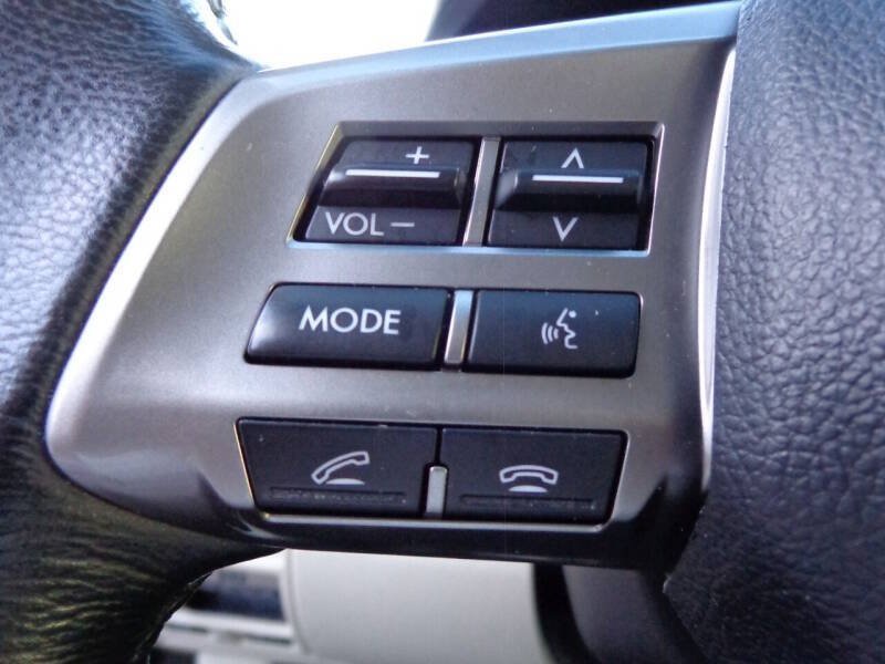Used 2013 Subaru Legacy 2.5i Premium AWD/4WD image 14