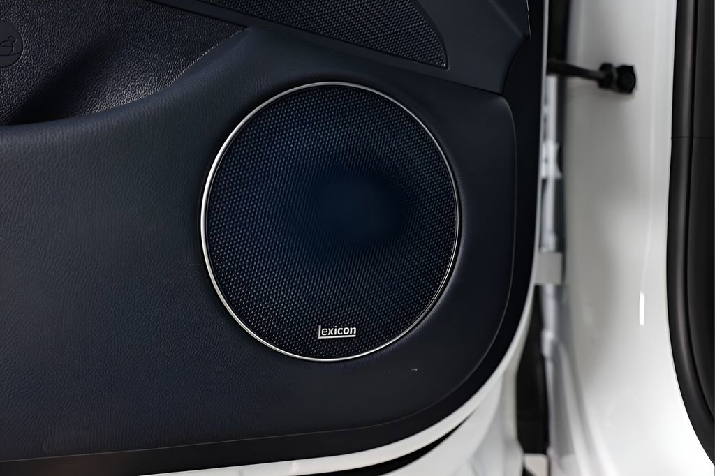 Used 2024 Genesis GV70 3.5T Sport w/ Sport Advanced Package image 45