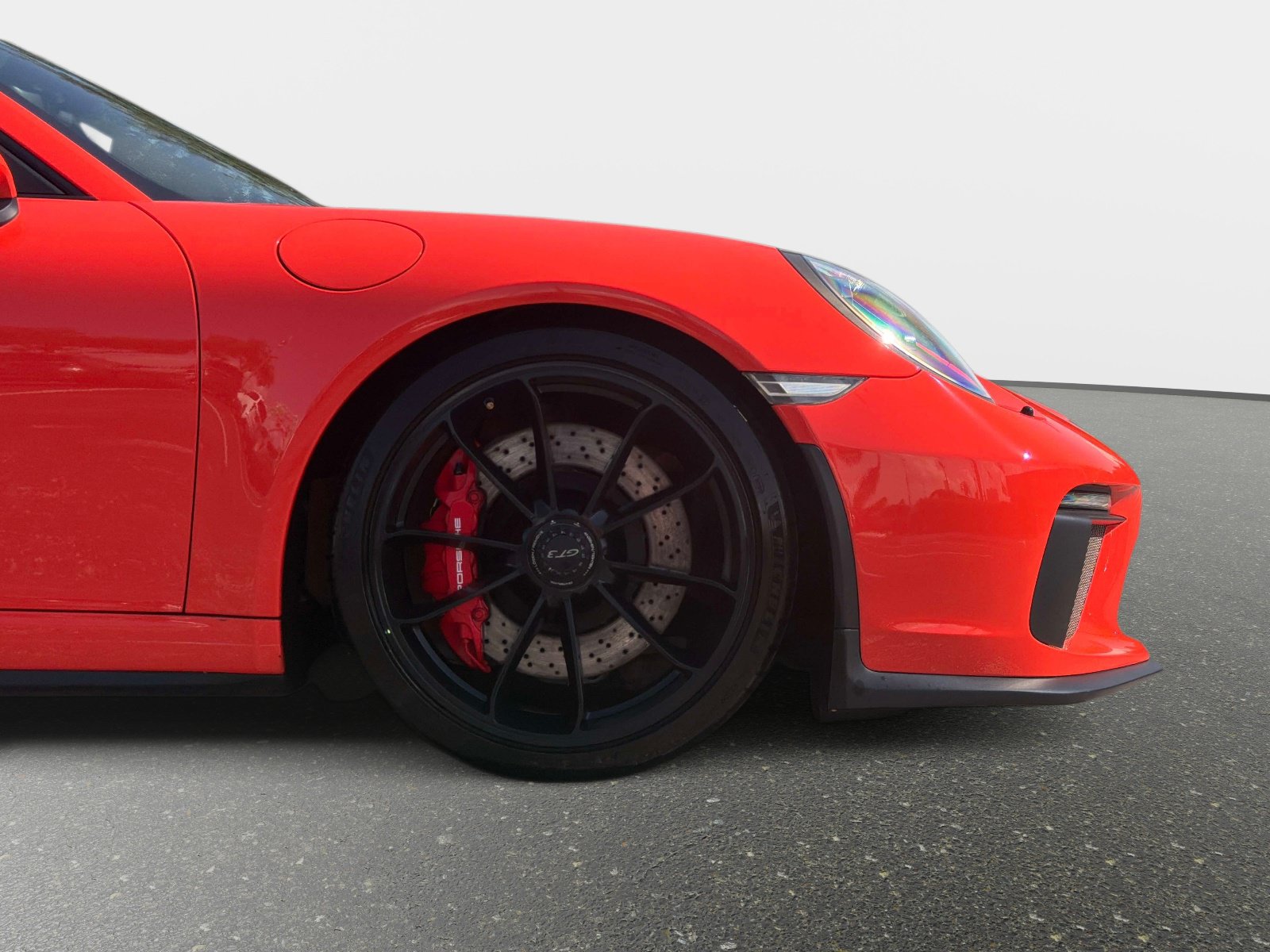 Used 2018 Porsche 911 GT3 RWD image 23