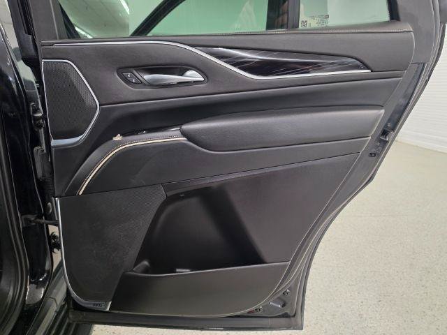 Used 2023 Cadillac Escalade Sport AWD/4WD image 33