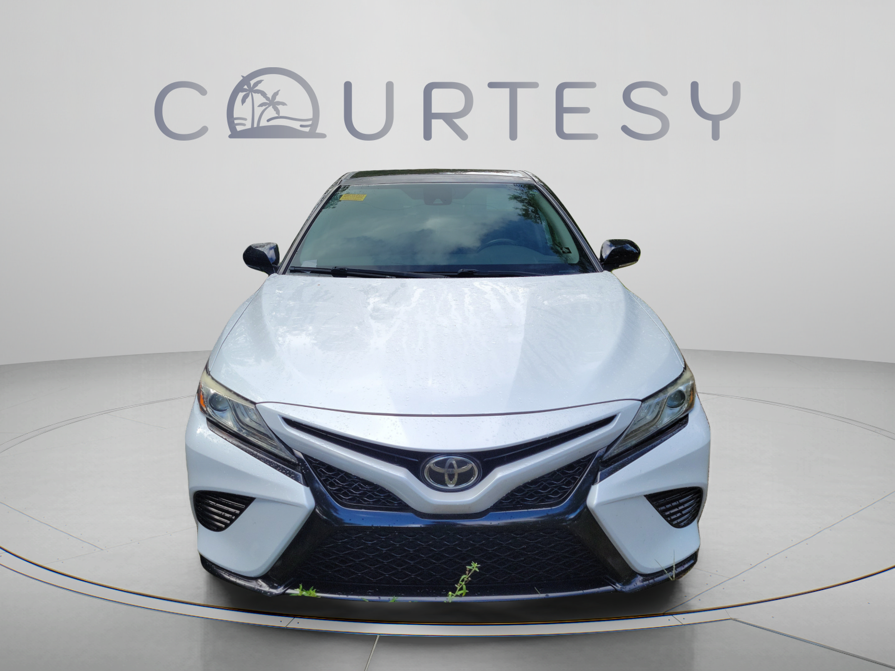 Used 2019 Toyota Camry XSE FWD image 31