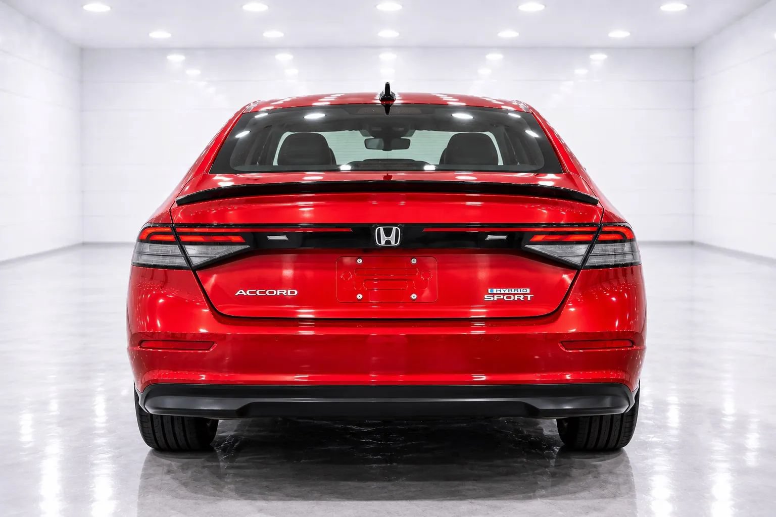 Used 2023 Honda Accord Sport image 4