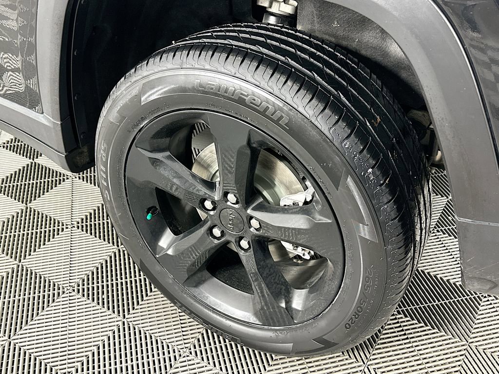 Certified 2024 Jeep Grand Cherokee Altitude image 42