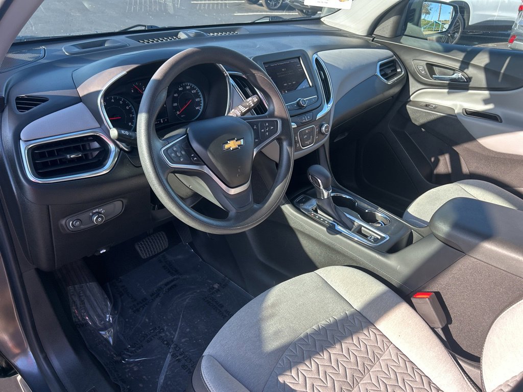 Used 2022 Chevrolet Equinox LS image 20