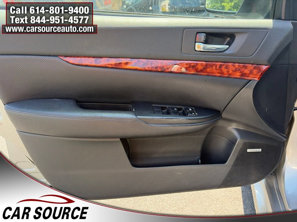Used 2010 Subaru Legacy 2.5i Limited AWD/4WD image 16