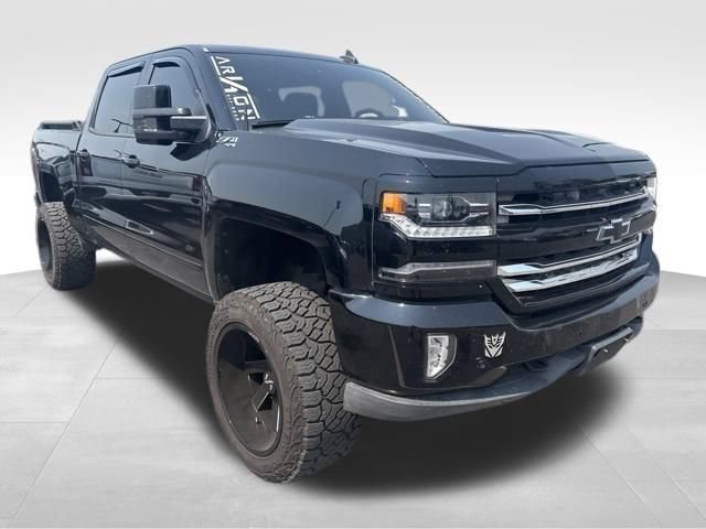 Used 2017 Chevrolet Silverado 1500 LTZ Z71 w/ LTZ Plus Package AWD/4WD image 7