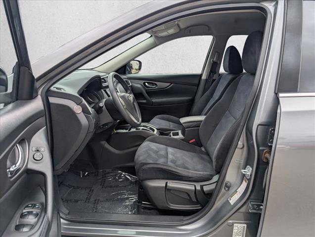 Used 2016 Nissan Rogue S w/ Appearance Package image 13