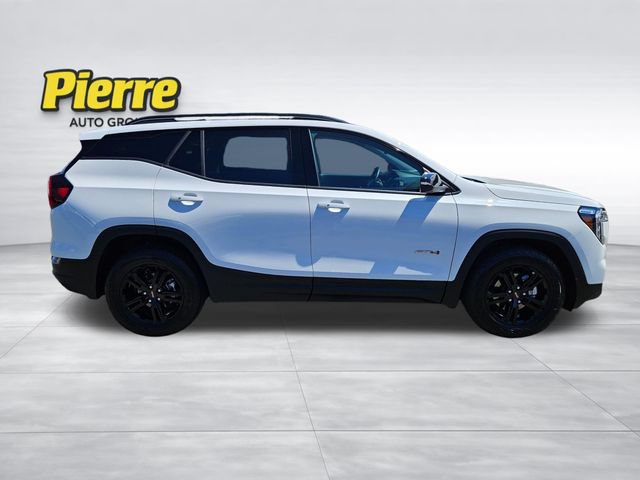 Used 2024 GMC Terrain AT4 w/ Tech Package AWD/4WD image 6
