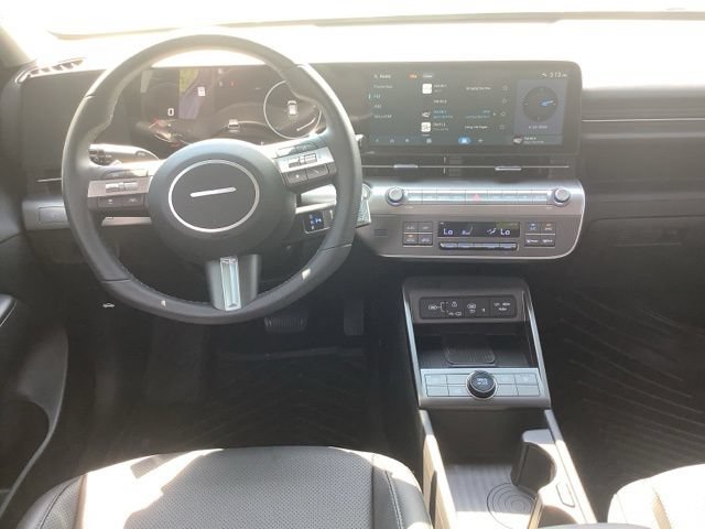 Used 2026 Hyundai Kona SEL Premium FWD image 11
