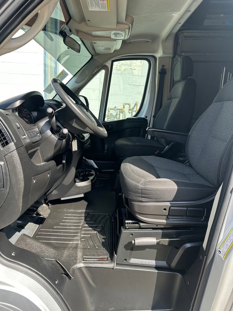 Used 2017 RAM ProMaster 1500 w/ Interior Convenience Group image 10