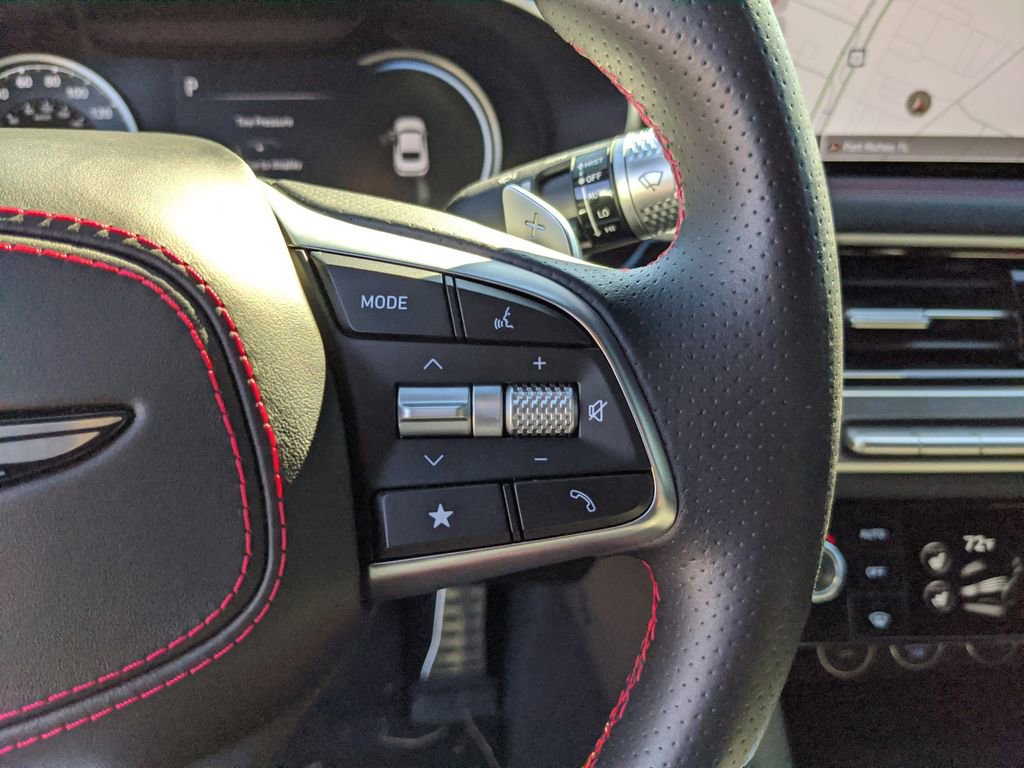 Used 2024 Genesis G70 3.3T Advanced w/ Sport Prestige Package image 31