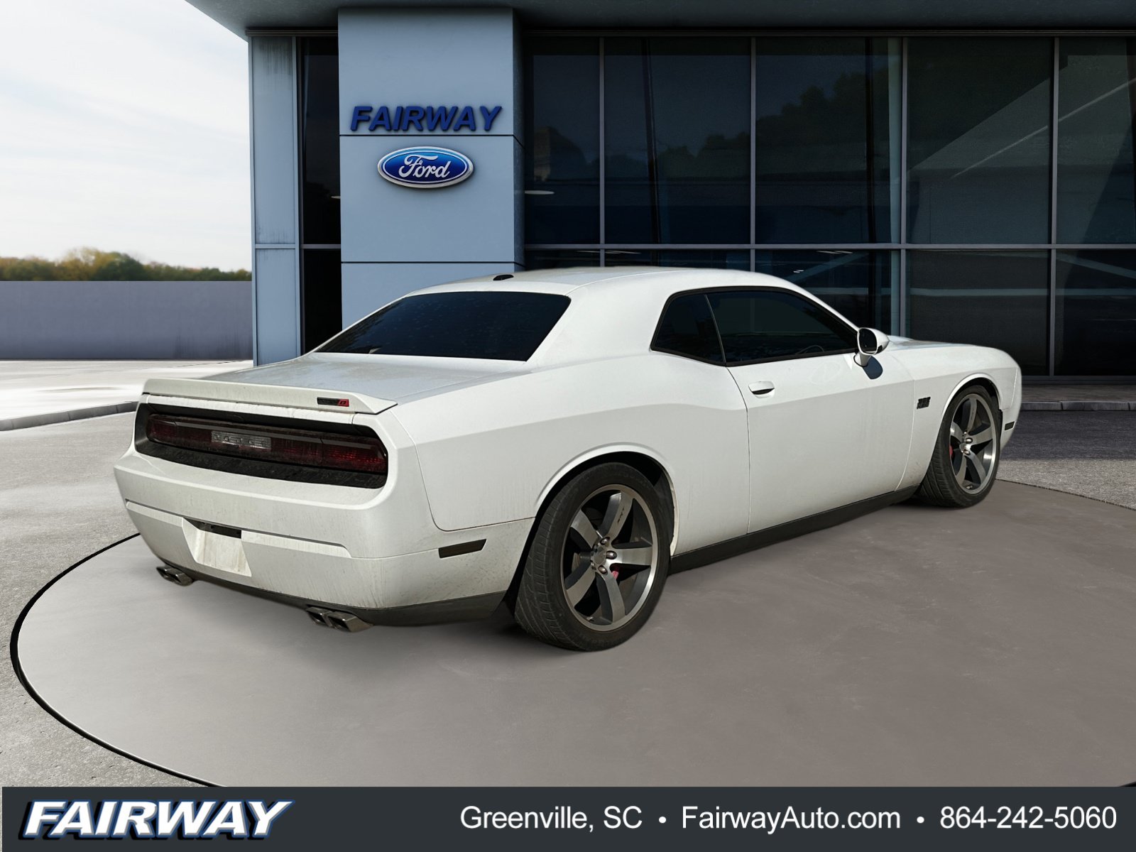 Used 2012 Dodge Challenger SRT8 w/ Premium Sound Group RWD image 7
