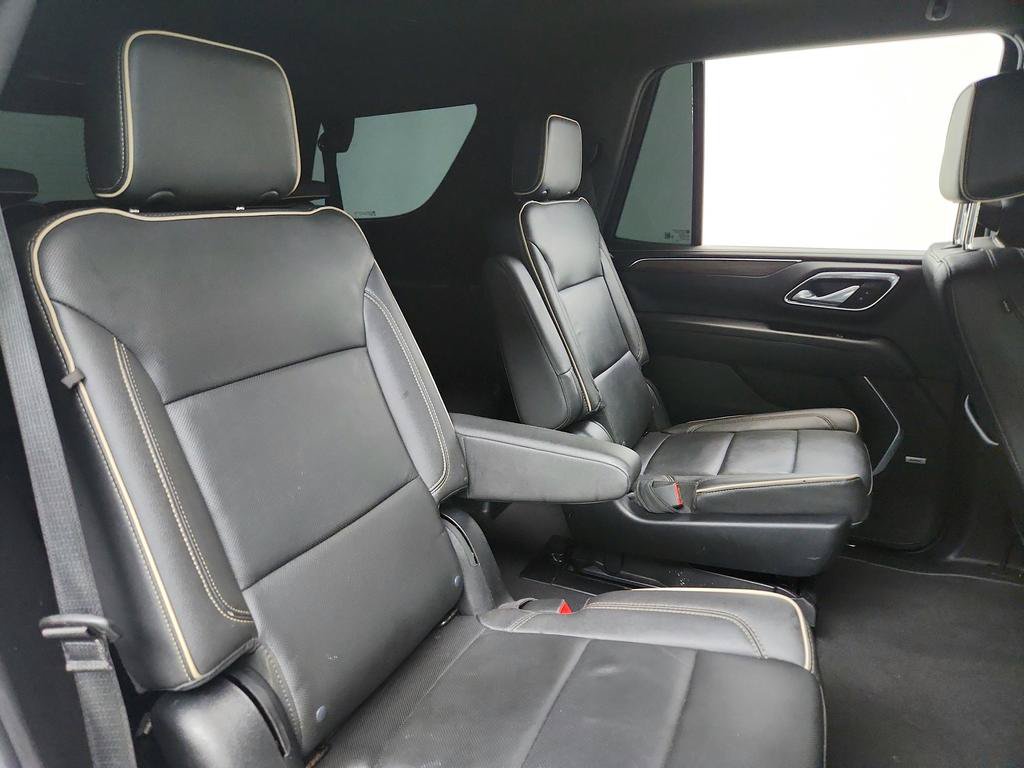 Used 2023 Chevrolet Tahoe Premier AWD/4WD image 28