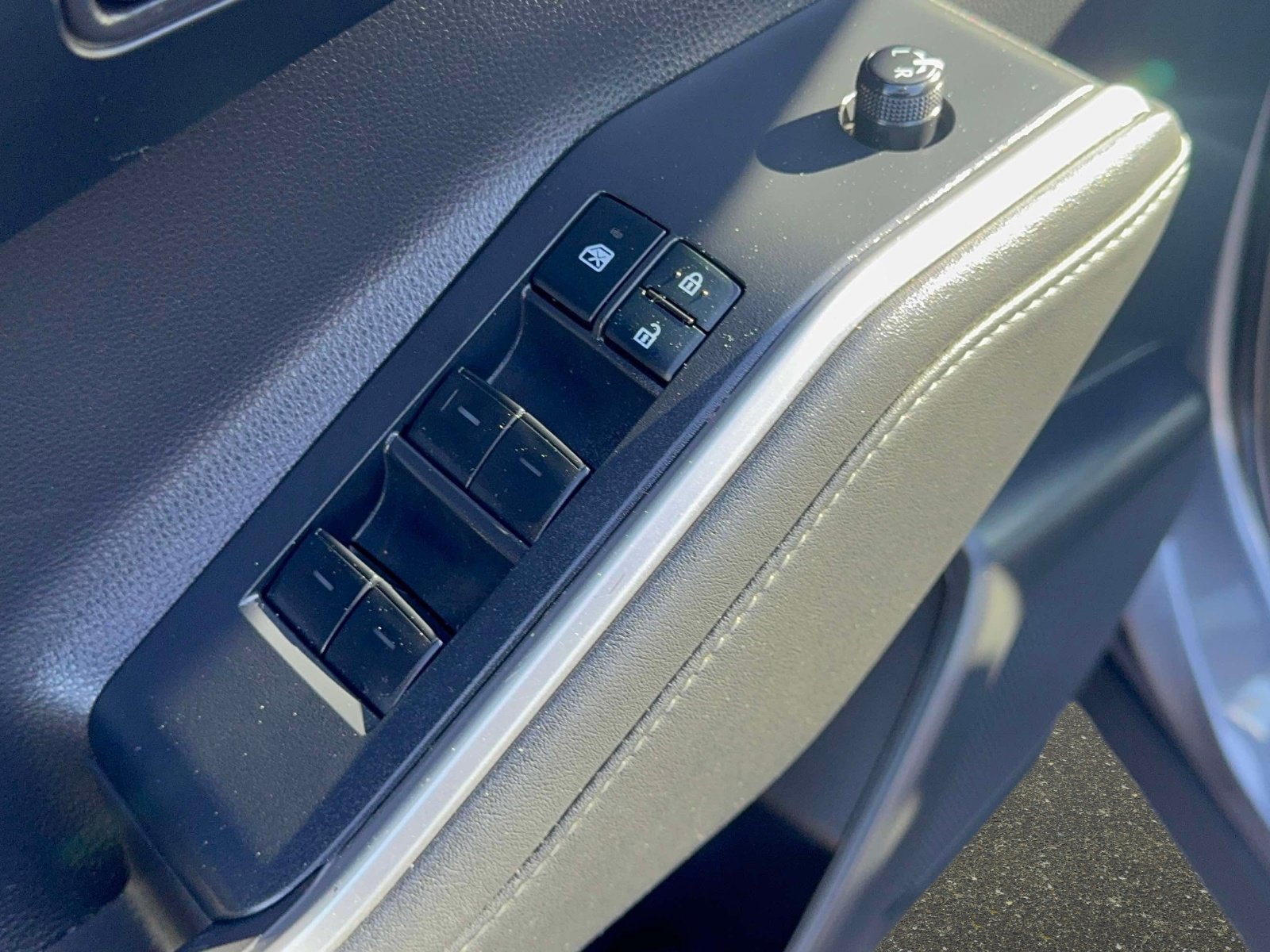 Used 2022 Toyota Highlander XLE image 17