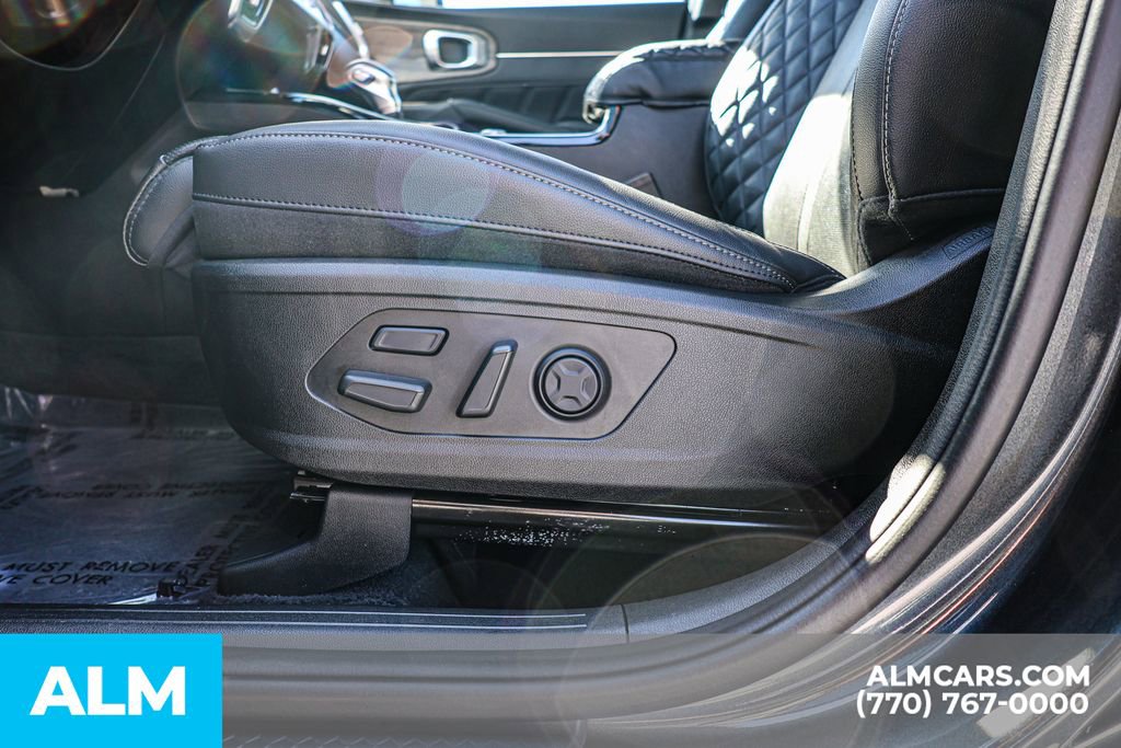 Used 2022 Kia Sorento SX Prestige image 24
