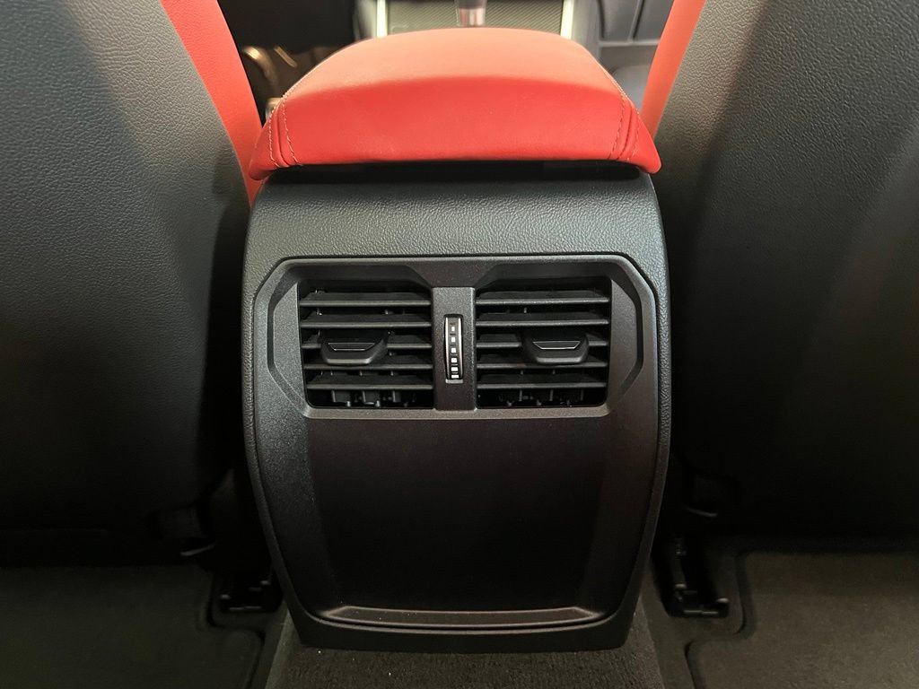Used 2025 BMW M4 Coupe w/ M Driver's Package RWD image 9